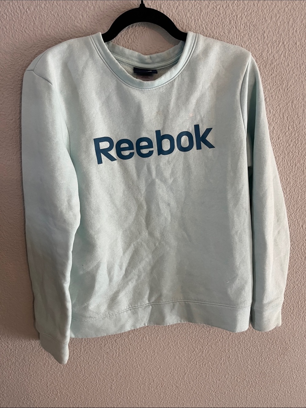 Reebok Women’s pullover